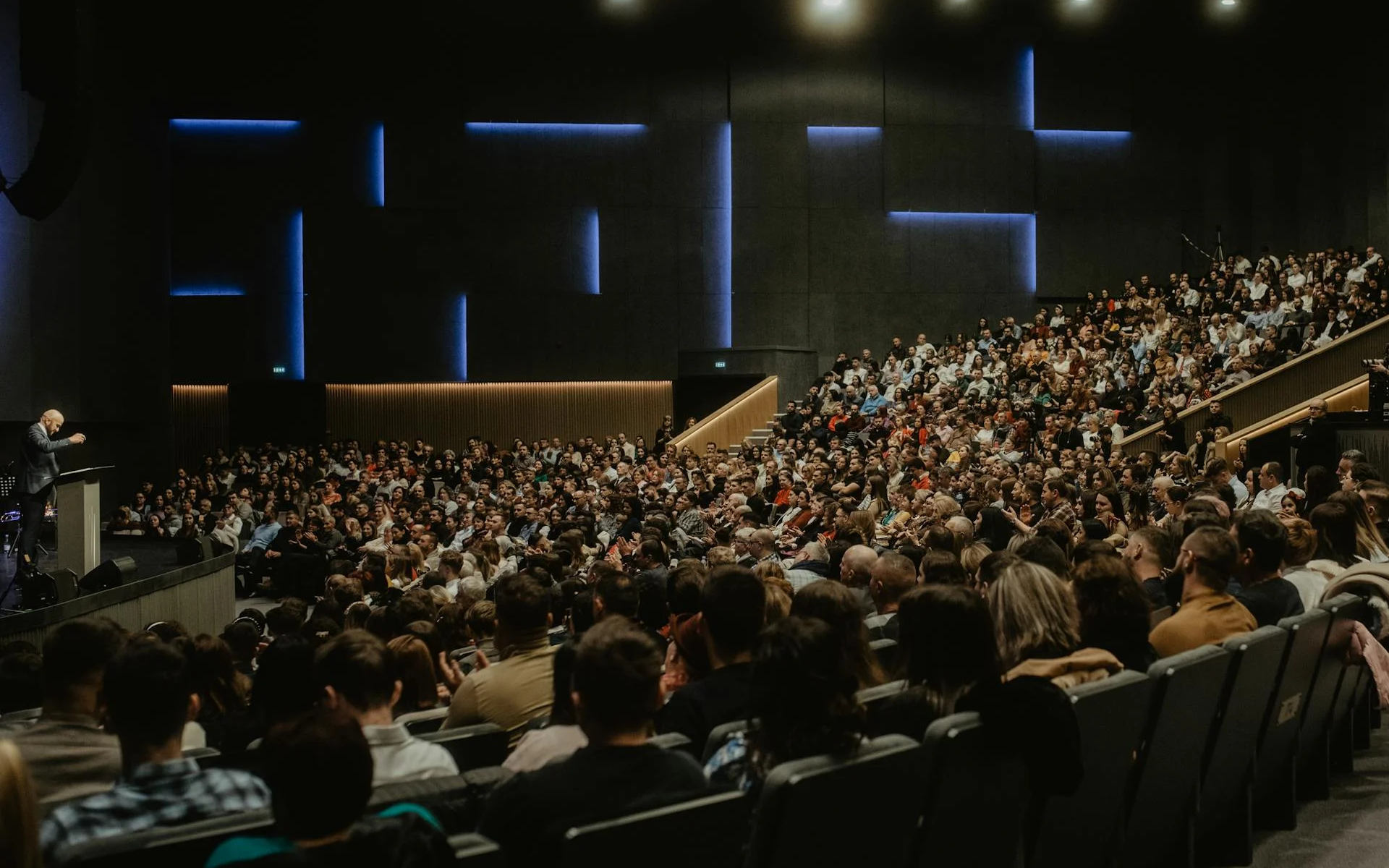 zorganizuj-z-nami-kino-samochodowe